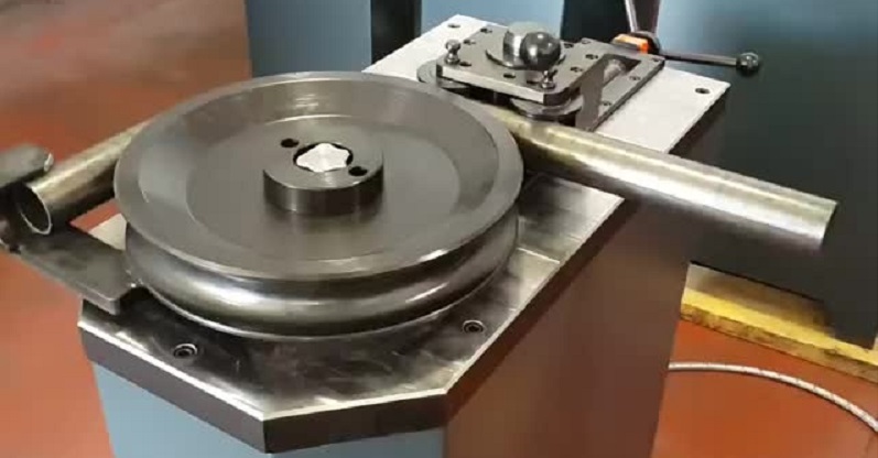 خم کاری لوله های فولادی